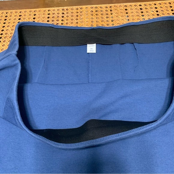 Old navy elastic waist skirt. 2X - Picture 4 of 7